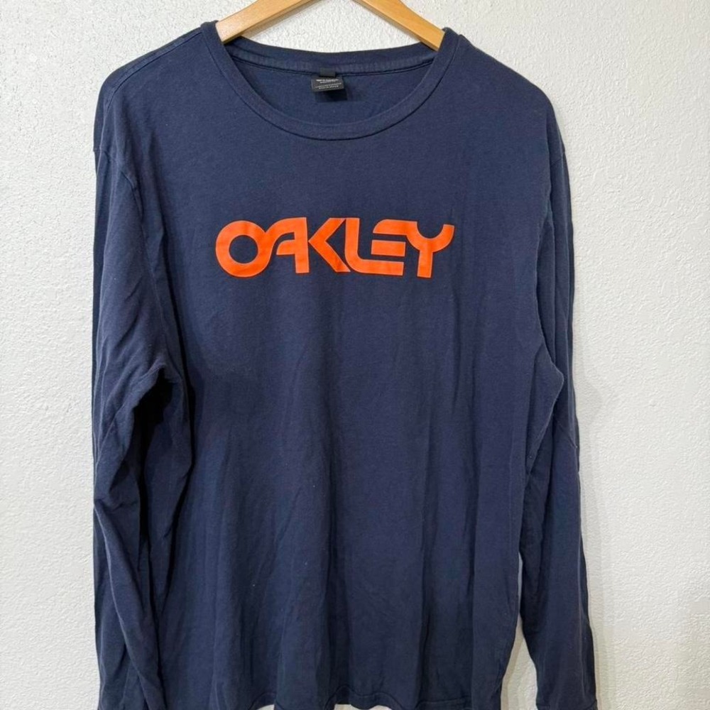 Oakley long sleeve